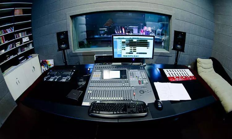 最好的錄音棚，盡在爆棚音樂(lè)APP錄音制作